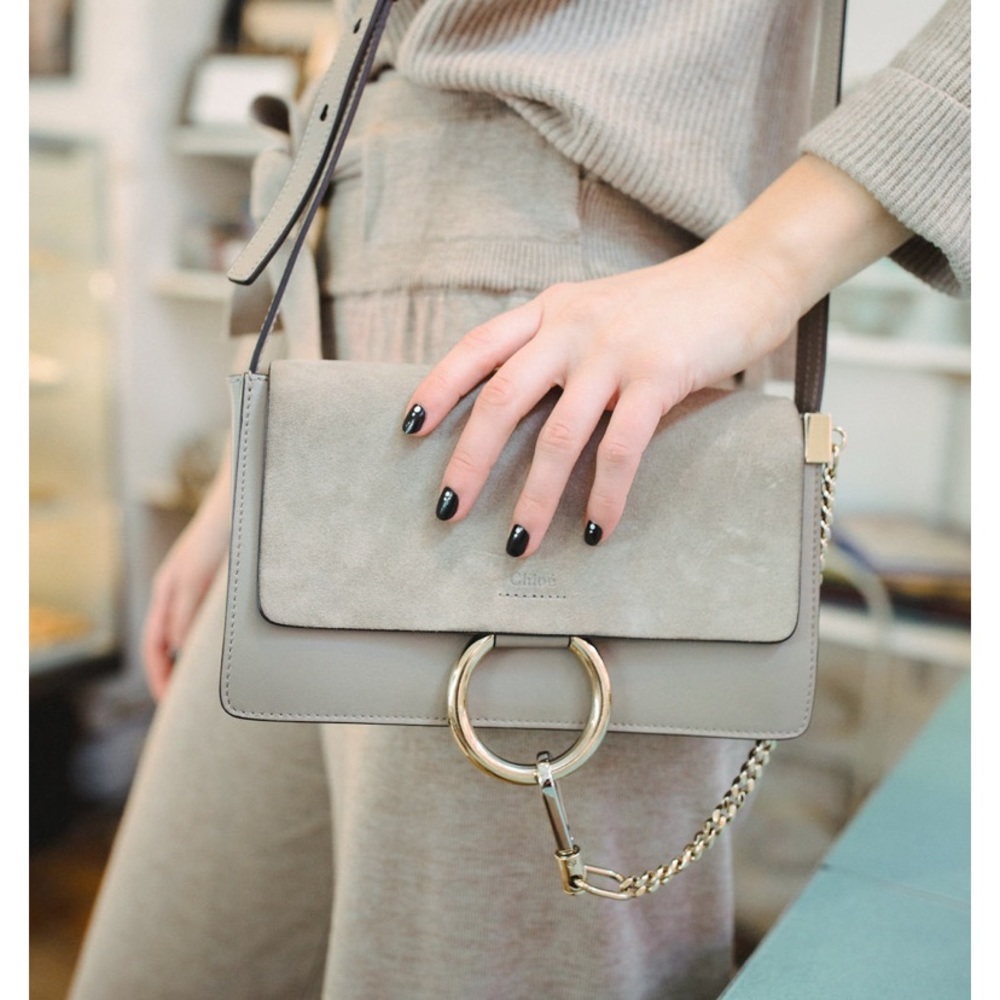 Chloé Faye small shoulder bag in Motty Grey - Picture 2 of 12